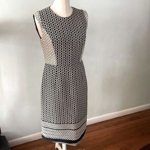 COPY - Vintage look, beautifully printed dress .Lined well interiorly Back Zipp…